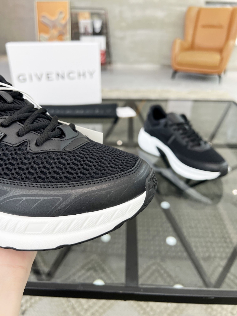 Givenchy Sneakers